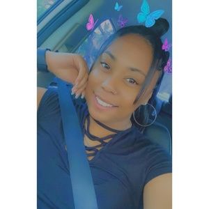 Meet your Posher, Brianna